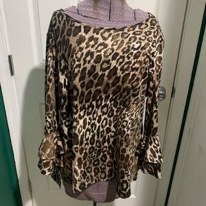 Collection Petite Leopard Print Blouse with Ruffled Sleeves